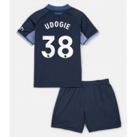 Camisa de Futebol Tottenham Hotspur Destiny Udogie #38 Equipamento Secundário Infantil 2023-24 Manga Curta (+ Calças curtas)